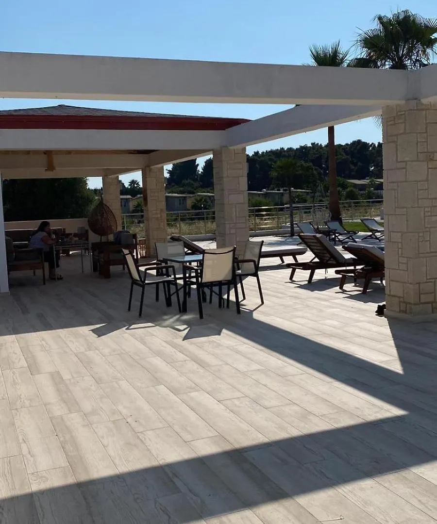 Sunshine Villa: Getaway In Kallithea Kallithea  빌라